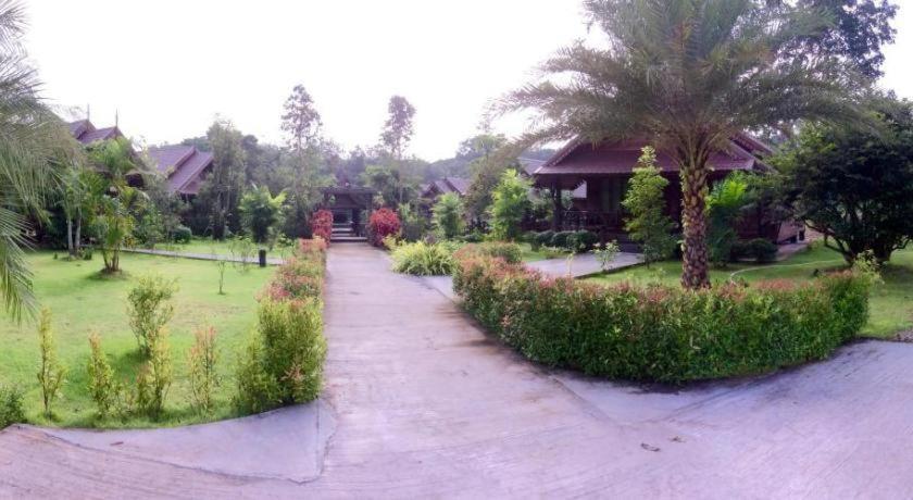 Burilamplai Resort Thung Yai Exterior foto