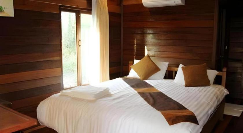 Burilamplai Resort Thung Yai Exterior foto